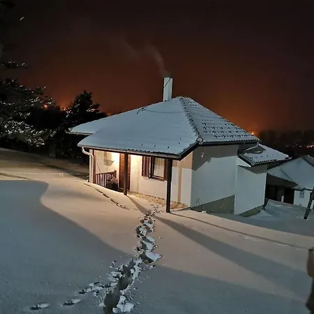 Holiday home Povetarac *